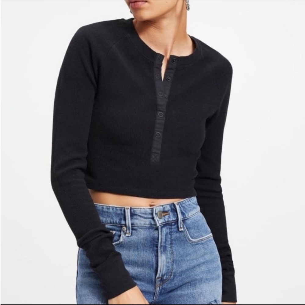 Good American Black Long Sleeve Henley Crop Top